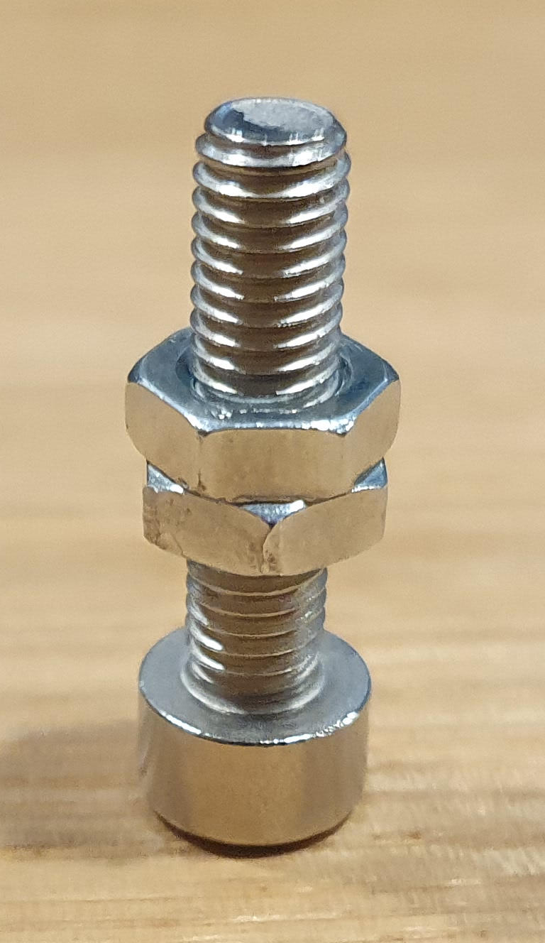 Screw With Nuts